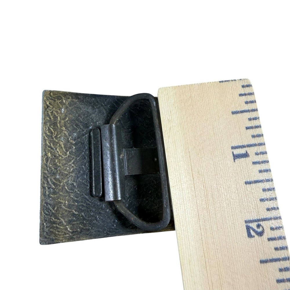 Vintage Lee Jeans Belt Buckle Brass Tone Rectangle Logo Western Workwear Mens - Picture 6 of 6